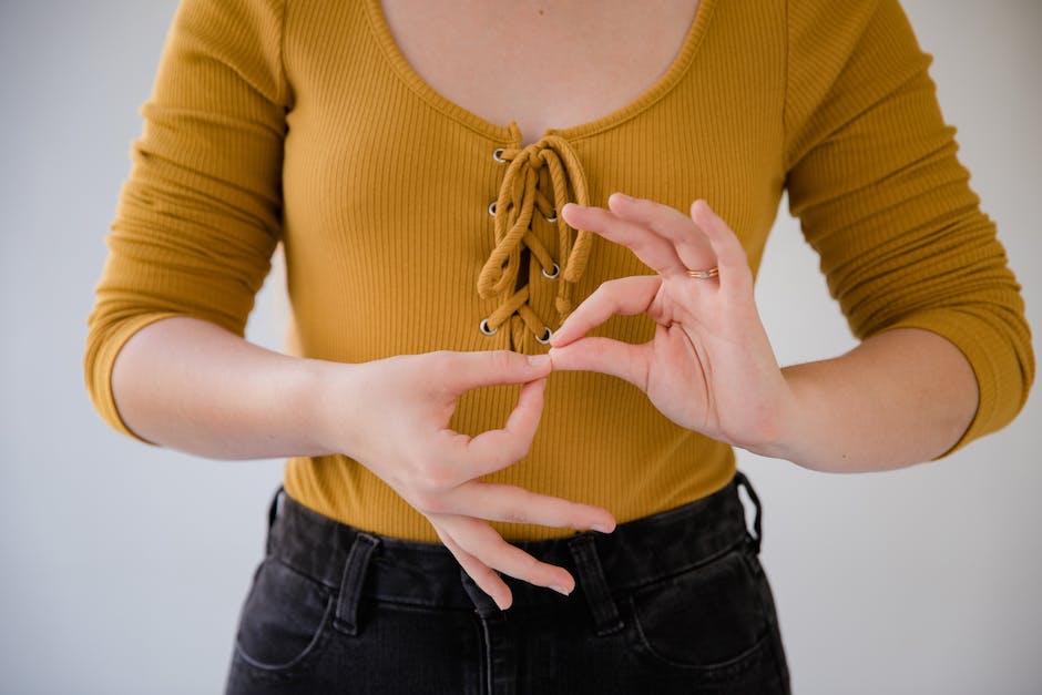  Schlafen die Finger ein: Grund und Lösungen