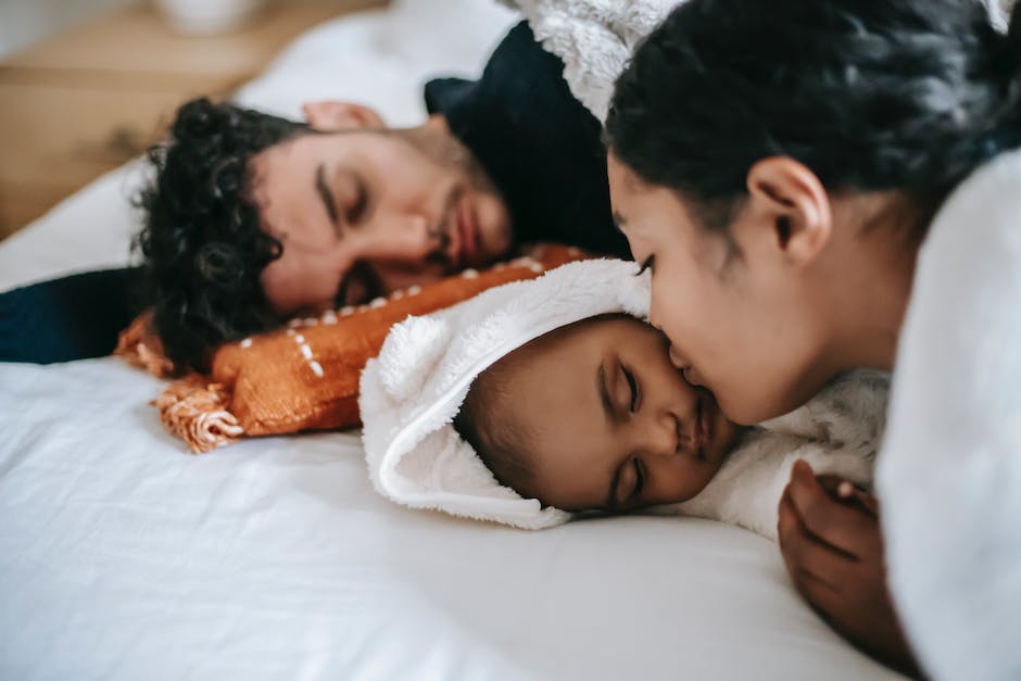  warum schlafen manche Babys durch und andere nicht-Einblick in die Faktoren, die den Schlaf eines Babys beeinflussen