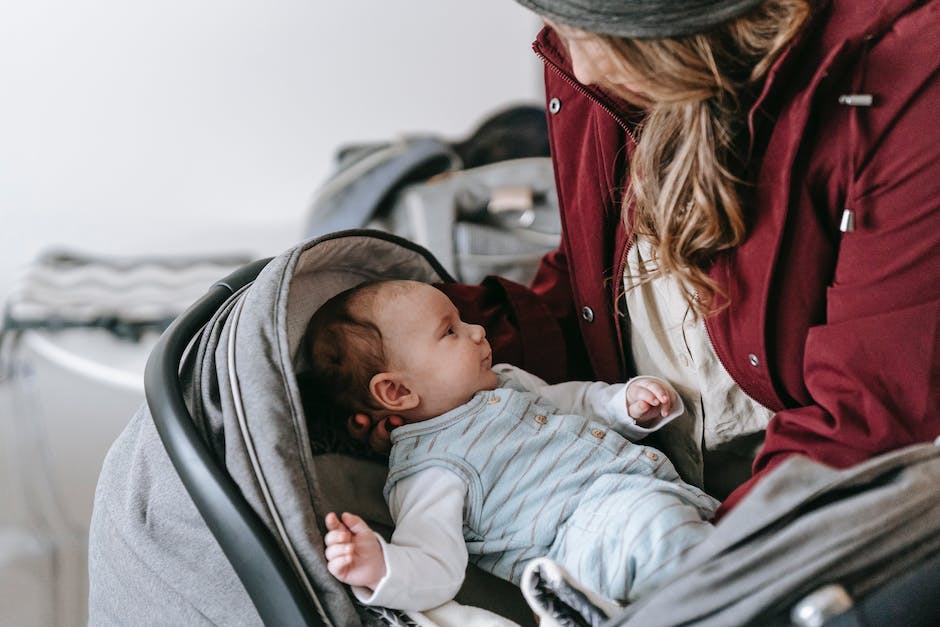 warum Schäden durch Bauchschlafen bei Babys vermeiden