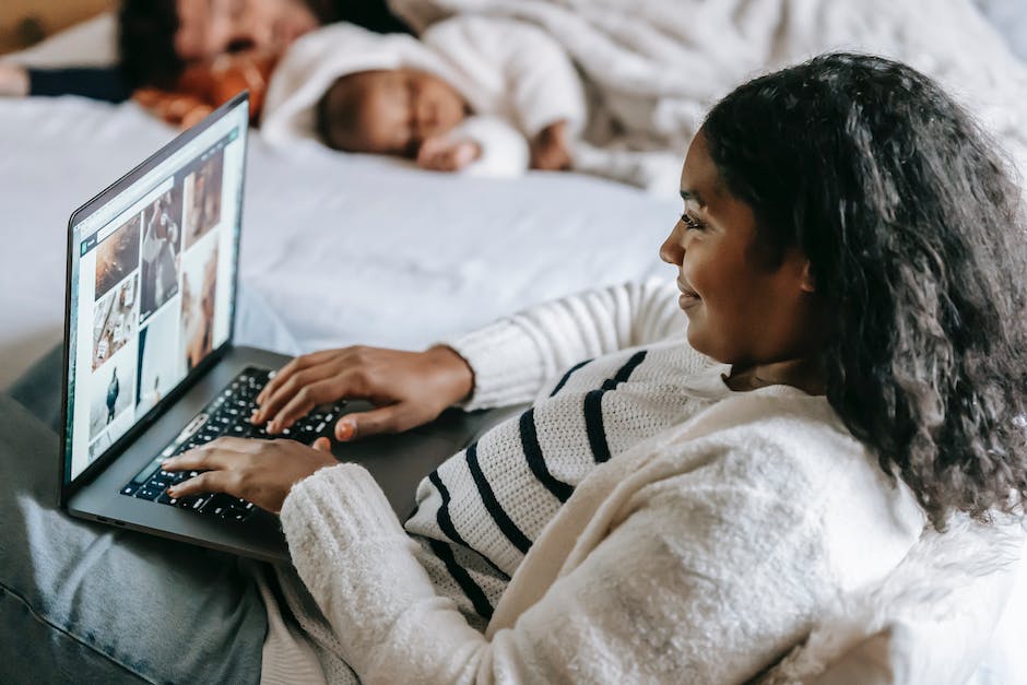 Babys nicht auf Bauch schlafen lassen erhöht das Risiko einer plötzlichen Kindersterblichkeit