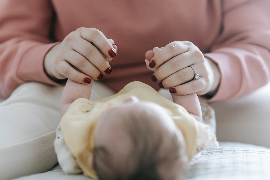  Warum Elternbett als Schlafort für Babys ungeeignet ist