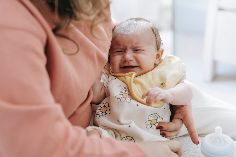  Warum Babys vor dem Schlafen weinen